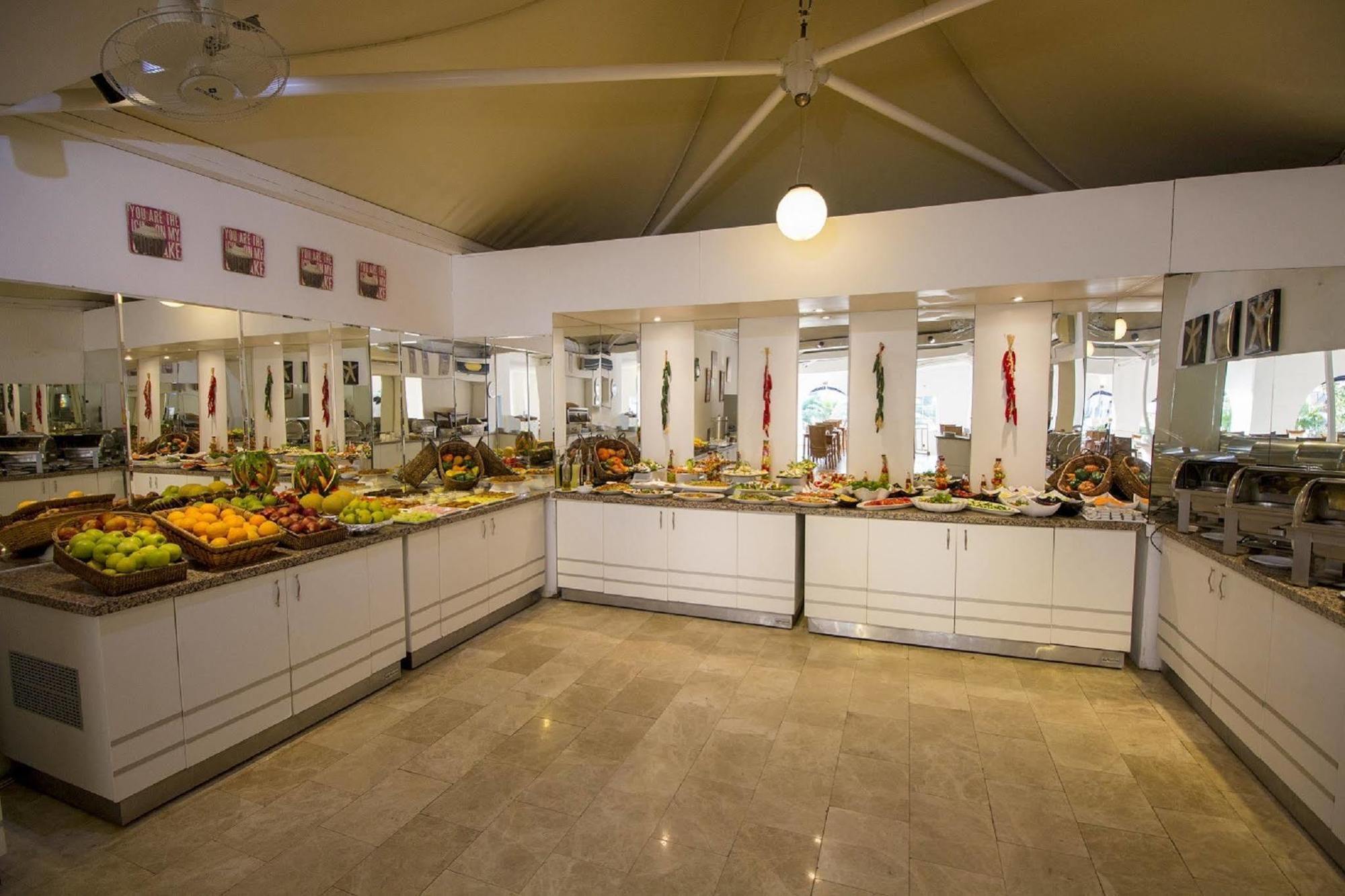 Casa & Blanca Hotel (Adults Only) İçmeler Luaran gambar